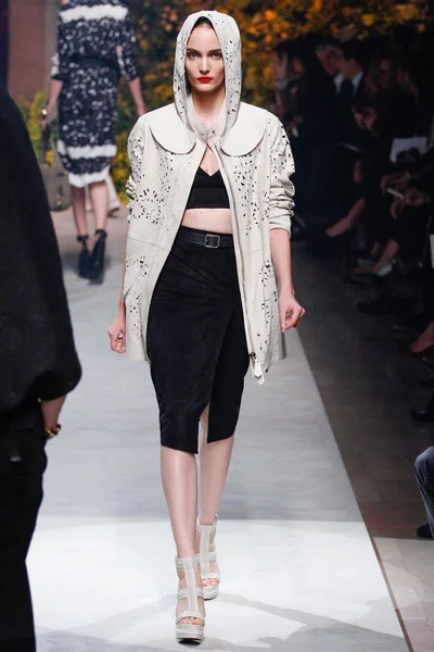 Look 33